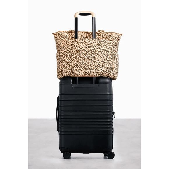 NWT BEIS x Elsa Hosk Quilted Tote Diaper Bag in Wild Child Animal Print - Picture 4 of 13